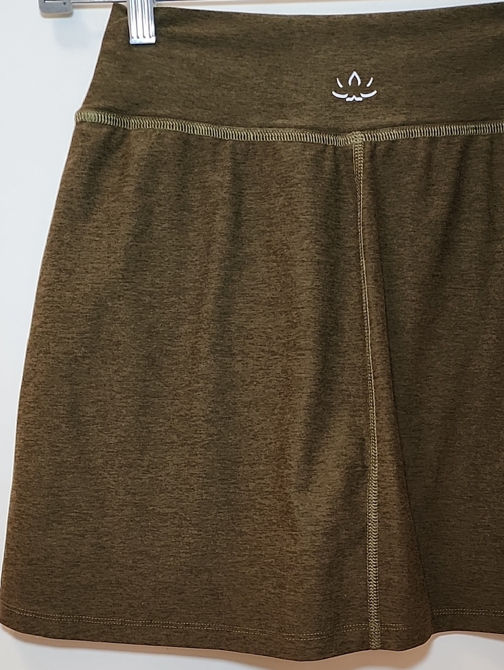 Beyond Yoga Spacedye Move It Skort Deep Olive Short Skirt Sporty Golf Sz Large - Picture 8 of 15